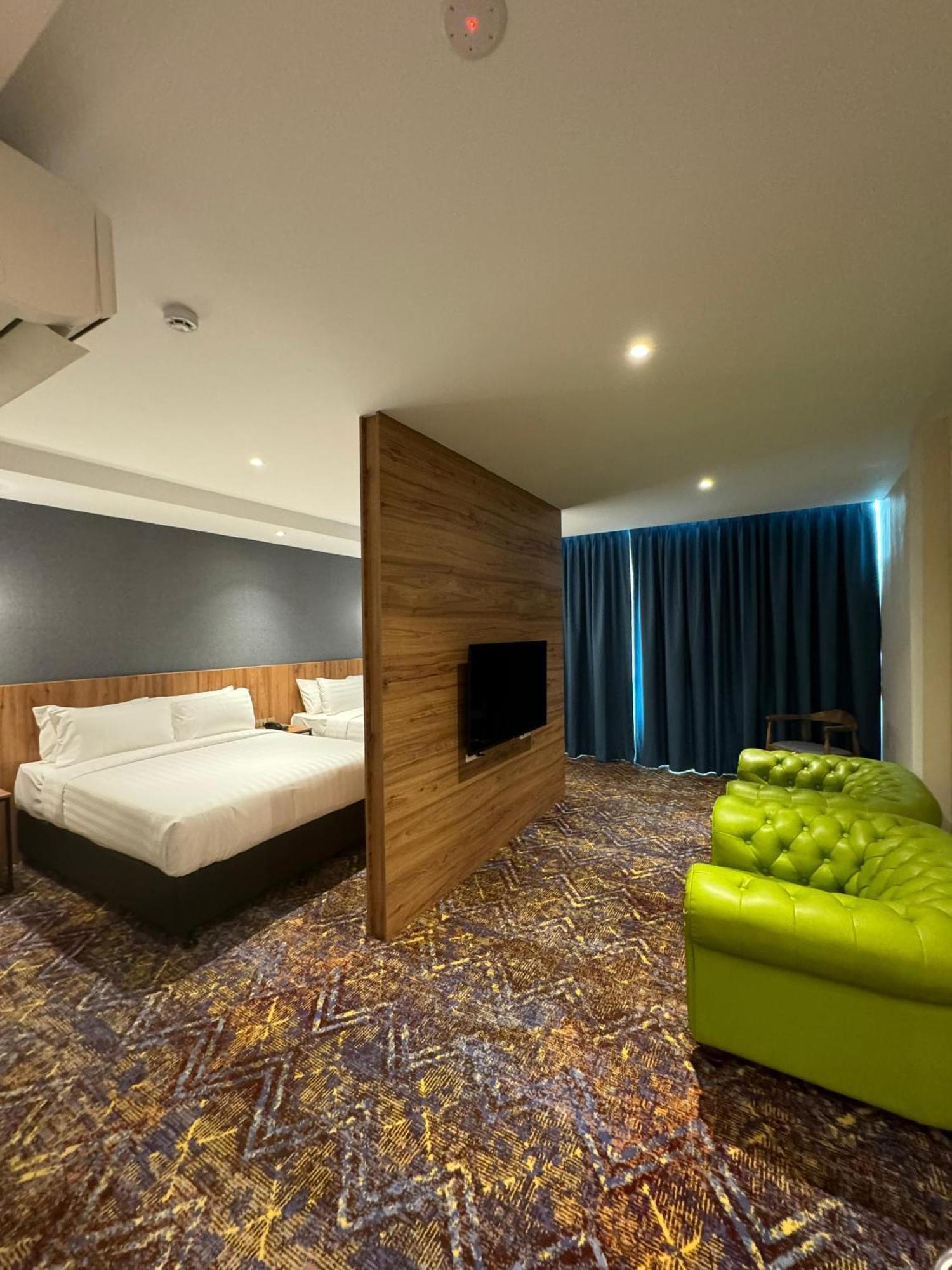 קאג'אנג Le'Genda Hotel מראה חיצוני תמונה